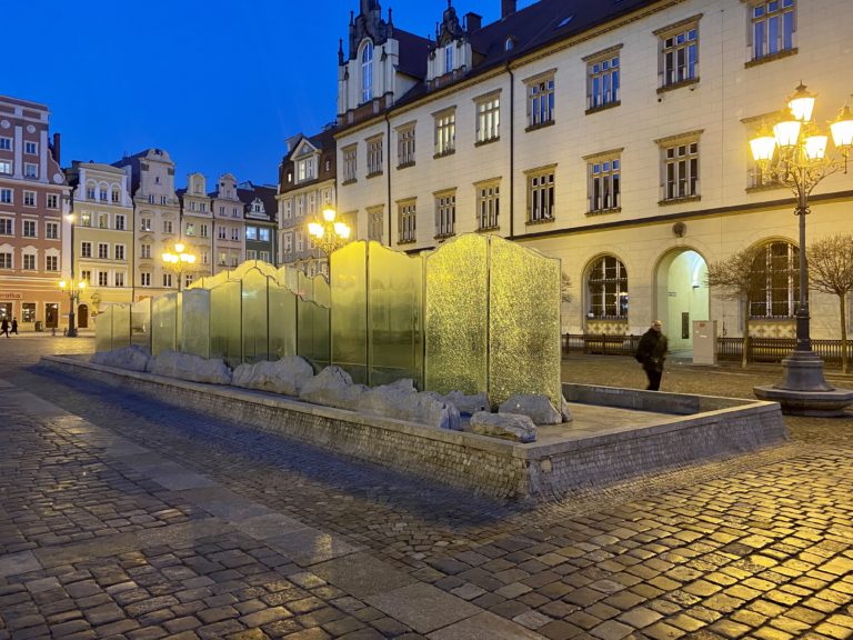 Fountain Wroclaw Rynek